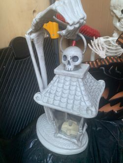 Halloween decor