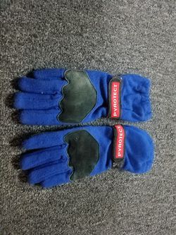 Pyrotect racing gloves