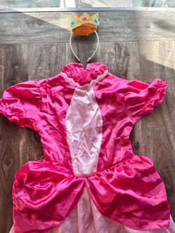 Halloween Princess Peach costume