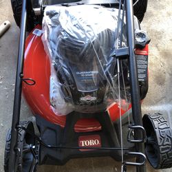 Never Used In Box TORO 21 Inch Self Propelled Recycler Lawn Mower Rear Drive 