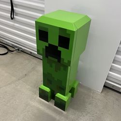 MINECRAFT GREEN CREEPER FIGURAL MINI FRIDGE THERMOELECTRIC COOLER 