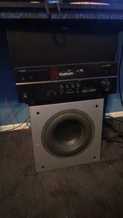 Yamaha natural sound av tsr-5810 with Bluetooth and a klipsch speaker with base