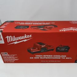 Milwaukee M18 Dual Bay Super Charger & M18 8.0 Forge Battery Kit 