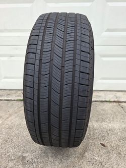 265/60R18 Michelin Primacy LTX tire