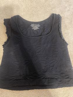 Black bella movement tank top