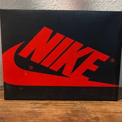 AIR JORDAN 1 VOLT SIZE 4Y