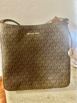 - Michael kors