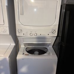Ge Laundry Unit On Good Working Condition 