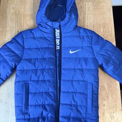 Nike Coat - Boys Size 6 Medium 