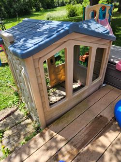 Free little tikes house
