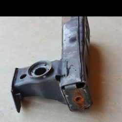 1995 To 2004 Toyota Tacoma Mount Bracket