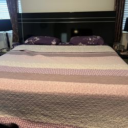 King Bed 