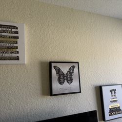 SET OF 4 DESIGNER WALL FRAMES – ONLY $10