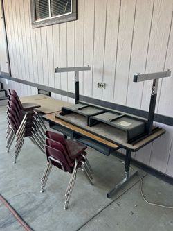 School Computer Lab Desk with Student Chairs