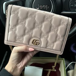Gucci Chain Wallet/Purse