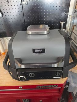 Ninja woodfire electric grill & wood pellets