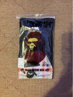 BAPE TEE BURBERRY