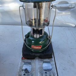 Vintage Camping Light Coleman 220k