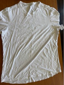 Men’s lululemon t-shirt