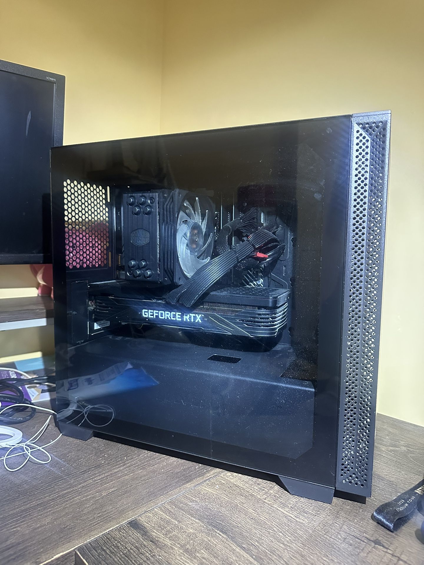 GAMING PC (read description)