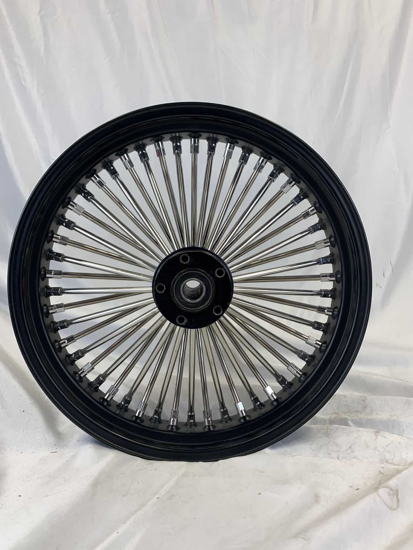 Ride Wright Fat 50 Spoke 18 Inch  Front Wheel in Black and Chrome 