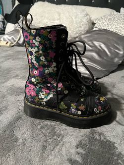 Dr. Martens Sinclair high Voltage platform boots