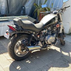 1986 Honda Magna VF1100C V65 
