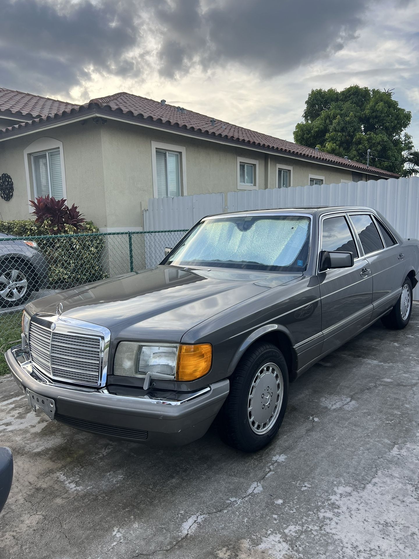 1987 Mercedes-Benz 420