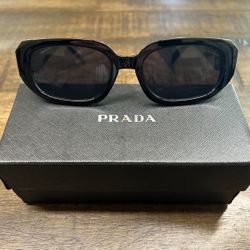 black prada sunglasses 