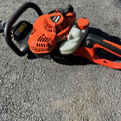 Like New Echo HC-2020 Hedge Trimmer 20” Works Like It Should. Must Pickup. Price Firm