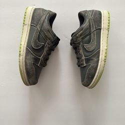 Nike Dunk Low Halloween (PS) Size 3y