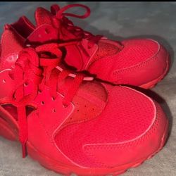Nike Huaraches Size 7y