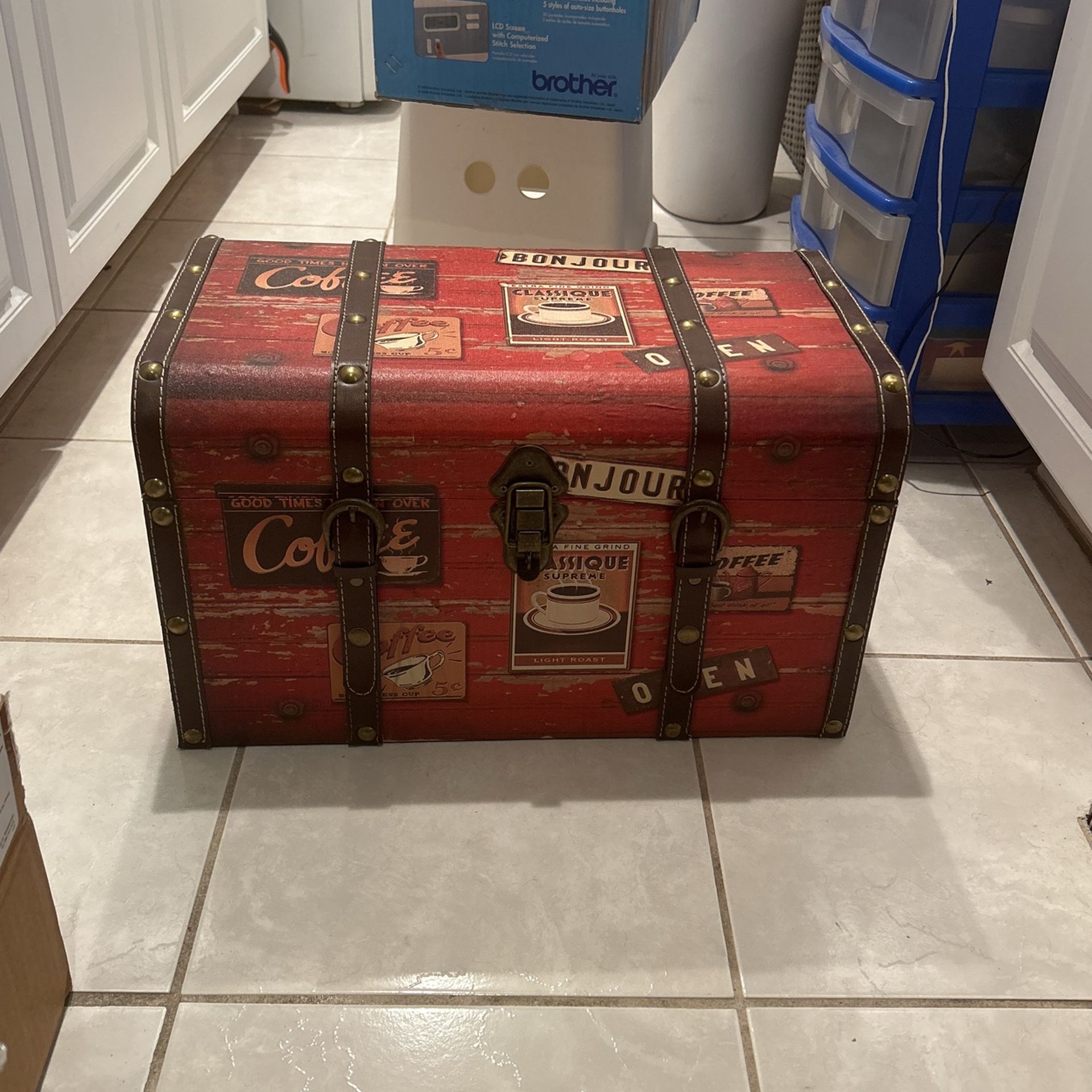 Chest, Red Coffee Decor 