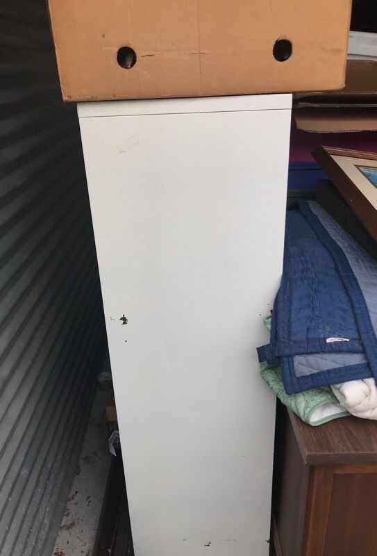 4-Drawer File Cabinet