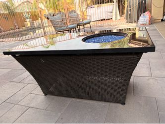 Fire pit table