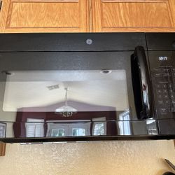 GE microwave Above Range 