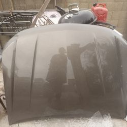 Chevrolet Colorado Hood