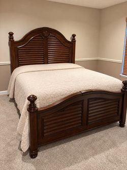 Dark Cherry Wood Four-Poster Bed Frame