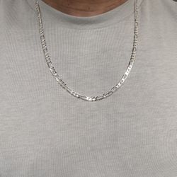 925 24” Figaro Chain 