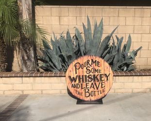 POUR ME SOME WHISKEY...PARTY PROP❣️