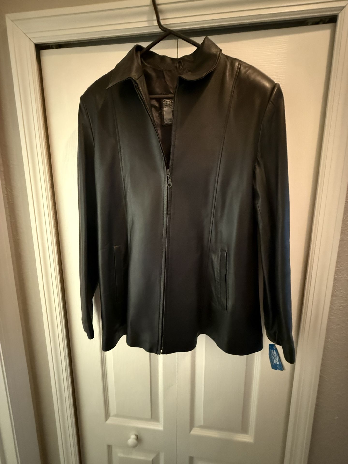 Beautiful Women’s Leather Coat 