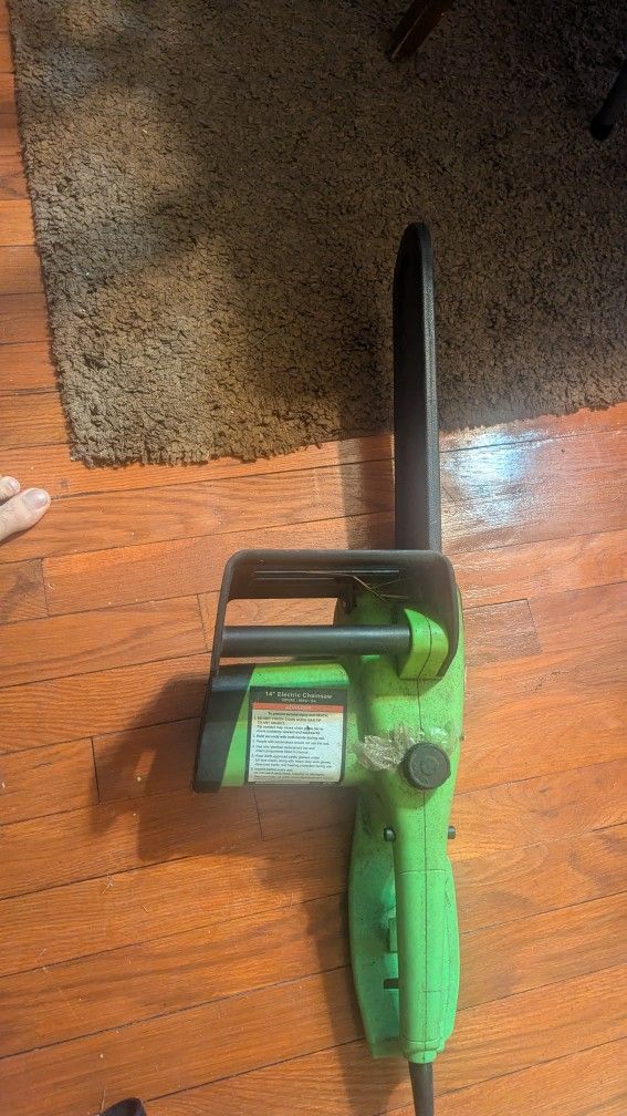 Chainsaw