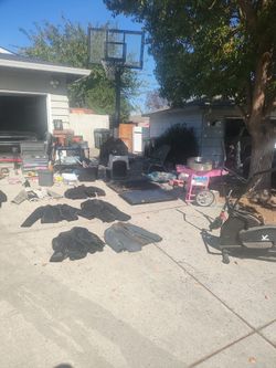 GARAGE SALE!!!!!!