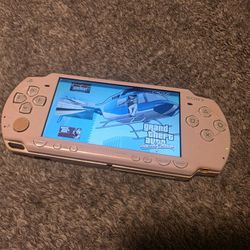 Playstation Psp 2000 Lavendar Purple Mod--ded Video Game Console 