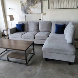 Free Delivery Gray Sectional Couch 