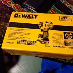 DeWALT Compact Impact Wrench New