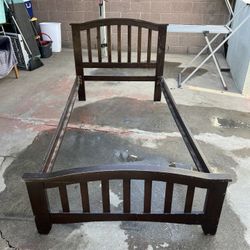 Solid Wood Bed Frame 