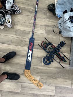 Bud Ice Oversized Hockey Stick Signed by Hanson Brothers (Dave Hanson #16, Steve Carlson #17, Jeff Carlson #18) – Slap Shot Memorabilia
