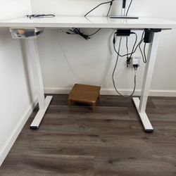 Electric Standing Desk 