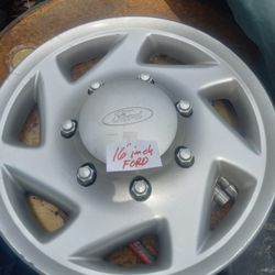 Ford 16 Inch Hubcap